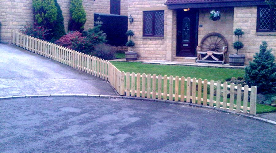 Leeds Bespoke Fencing Installer