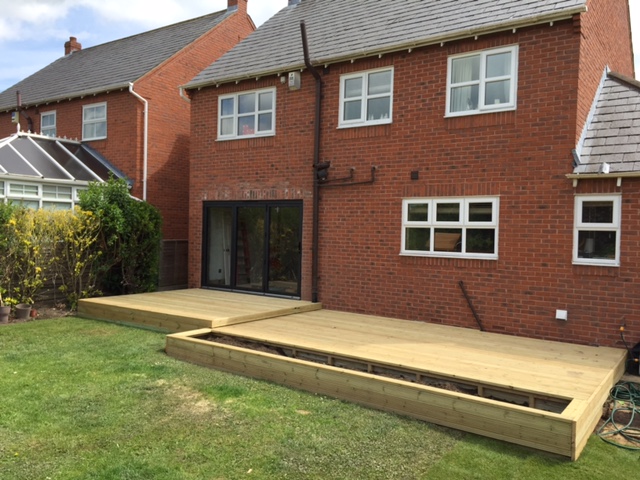 leeds decking